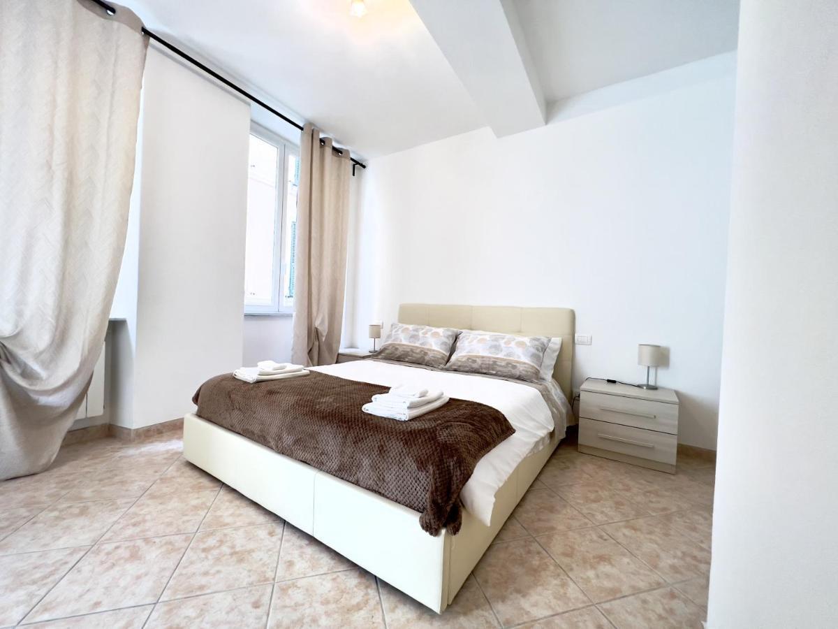Casa Nandina In Centro Apartment Rapallo Exterior foto
